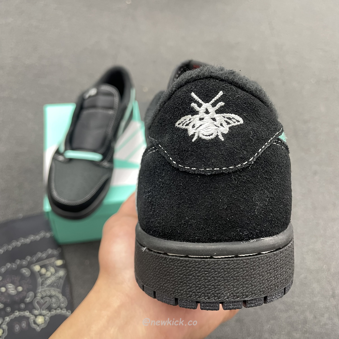 Air Jordan 1 Low Dazzles With Tiffany Cus Travis Dm7866 311 (4) - newkick.cc